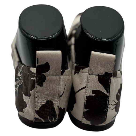 TORY BURCH Women's Cream/Brown‎ Leather Elastic Britten Ballet Flats Size 7.5 - Picture 7 of 11